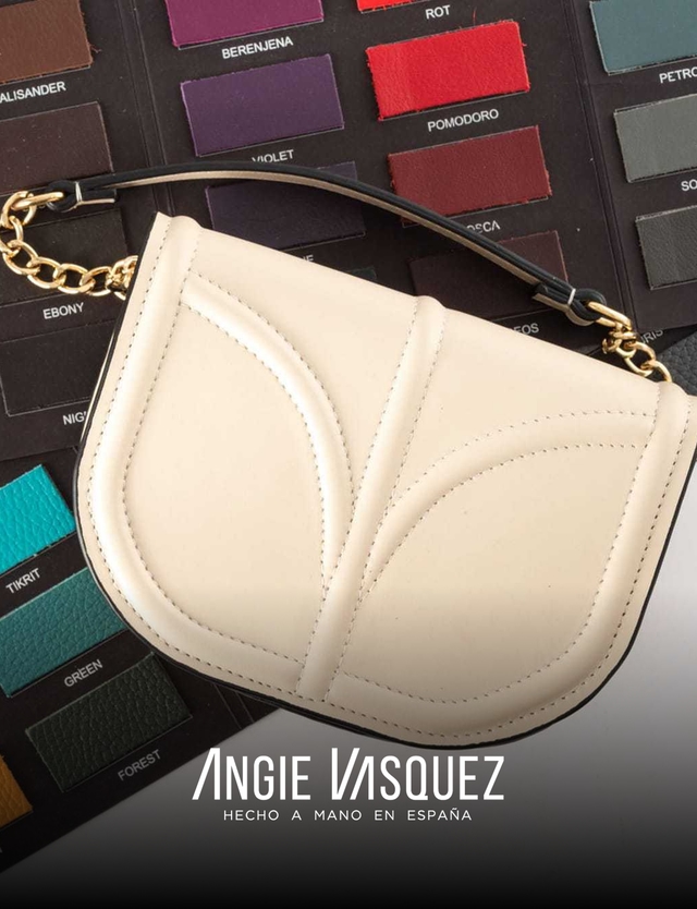 Angie vasquez detail